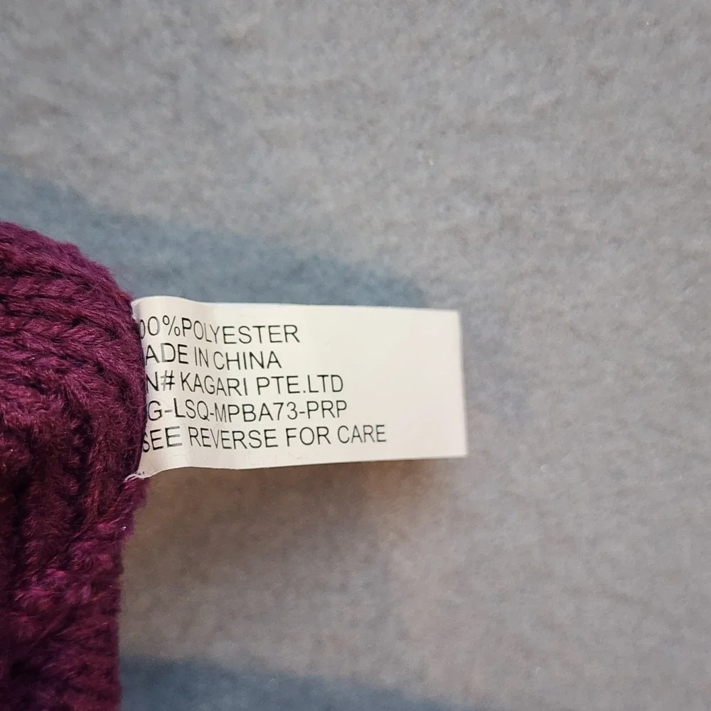 Muse Royale Mermaid Iridescent Metallic Pom Pom Beanie Hat Purple Holographic OS